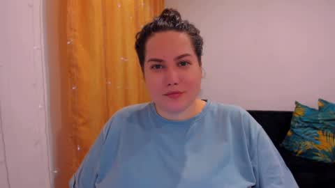 Snapshot of _madalexa_ chatting on 02/07/25, 05:40 Alexa online show from 02/07/25, 05:40
