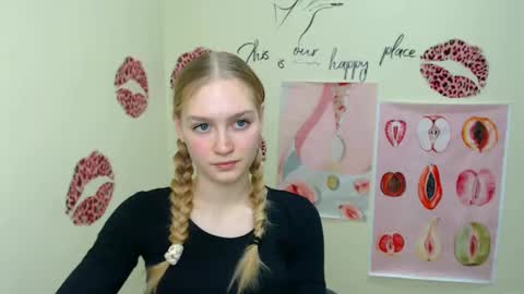 Clara online show from 12/16/24, 01:54