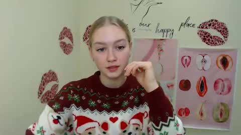 Clara online show from 01/05/25, 07:07