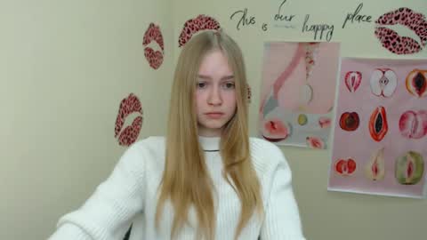 Clara online show from 01/12/25, 10:23