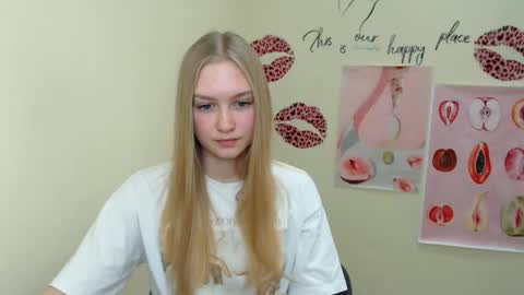 Clara online show from 01/19/25, 10:06