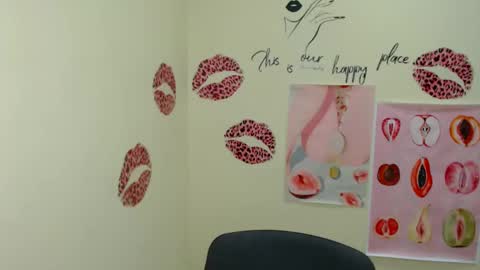 Clara online show from 01/29/25, 06:33