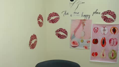 Clara online show from 02/02/25, 07:09