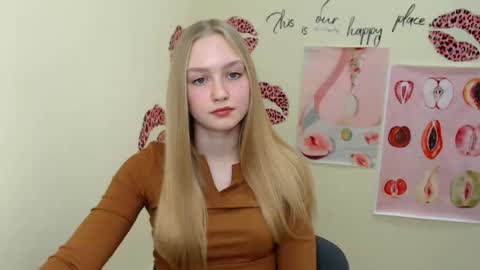 Clara online show from 02/05/25, 10:08