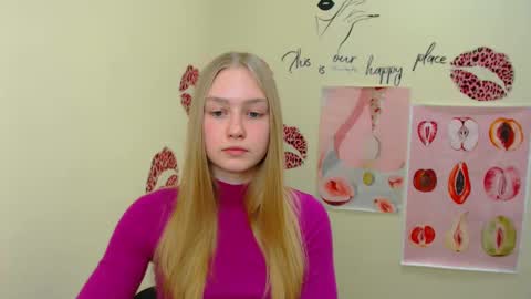 Clara online show from 02/14/25, 09:13
