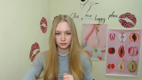 Clara online show from 03/02/25, 07:10