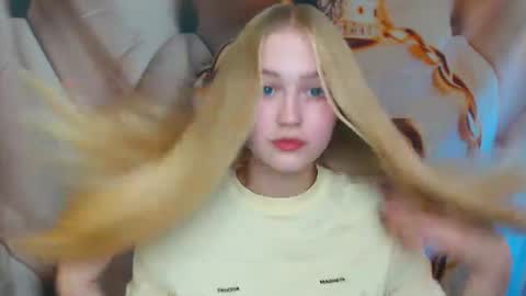 Clara online show from 09/11/25, 12:16