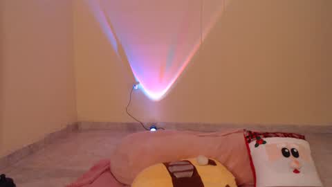 Maia online show from 12/09/24, 12:45