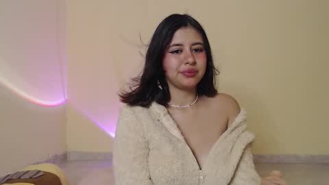 Maia online show from 02/25/25, 01:06