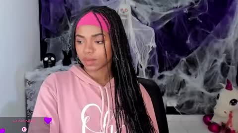 Snapshot of _marcela_22 chatting on 10/09/25, 04:10 MARCELA online show from 10/09/25, 04:10