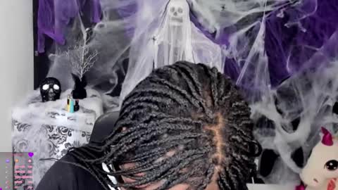 Snapshot of _marcela_22 chatting on 10/20/25, 06:30 MARCELA online show from 10/20/25, 06:30