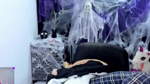 Snapshot of _marcela_22 chatting on 10/24/25, 10:55 MARCELA online show from 10/24/25, 10:55