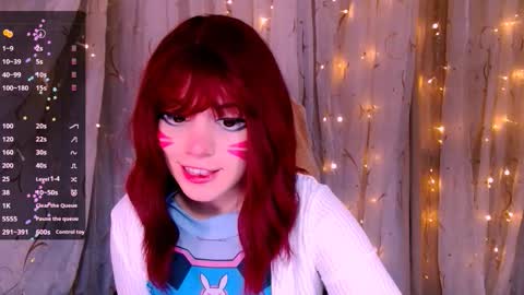 Snapshot of _marcelline_ chatting on 10/14/25, 08:37 Kira online show from 10/14/25, 08:37