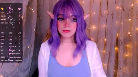 Snapshot of _marcelline_ chatting on 10/20/25, 09:10 Kira online show from 10/20/25, 09:10