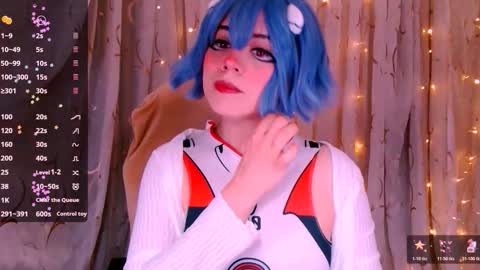 Kira online show from 11/11/25, 08:03