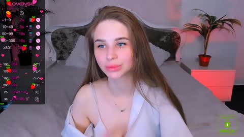 Eva  online show from 12/31/24, 08:26