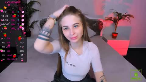 Eva  online show from 01/04/25, 10:13