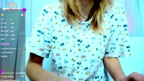 Scarlett online show from 01/07/25, 04:39