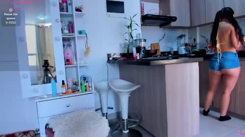 Maria Angel online show from 06/05/26, 06:02