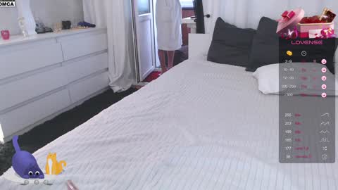 Mari online show from 12/21/24, 04:52