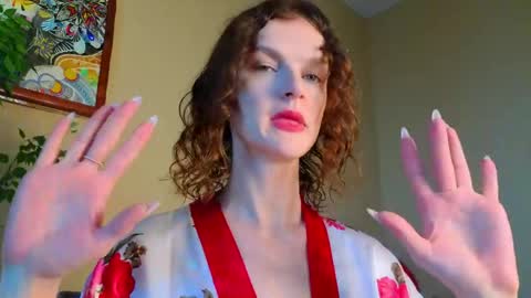Snapshot of _masterpiece__ chatting on 05/31/26, 03:26 Sophia online show from 05/31/26, 03:26