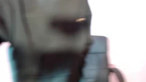 Mavis  online show from 10/03/25, 07:55