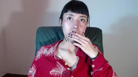 Mavis  online show from 10/20/25, 08:31