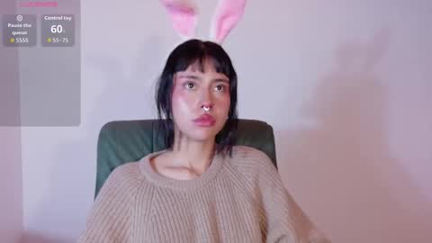 Mavis  online show from 10/27/25, 08:35