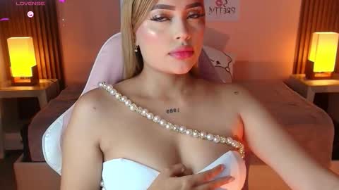 Snapshot of _meliblue chatting on 02/13/26, 07:43 Meli online show from 02/13/26, 07:43