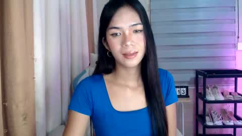Melly online show from 04/14/26, 10:32