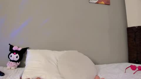 _melodyblossom_ online show from 09/30/25, 10:15