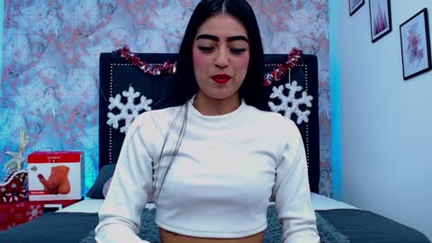 Mia Monroe online show from 01/04/25, 04:22