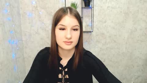 Mia online show from 02/20/25, 06:02
