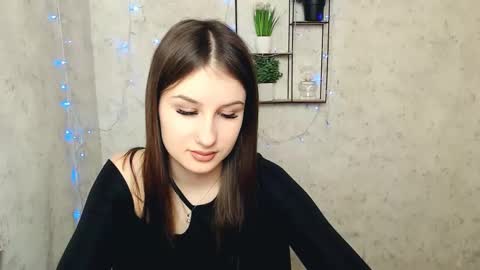 Mia online show from 02/27/25, 02:00