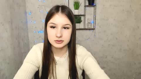 Mia online show from 03/11/25, 05:24