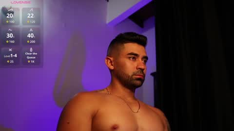 Snapshot of _mikestone chatting on 09/29/25, 02:06 soy mike online show from 09/29/25, 02:06