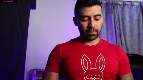 Snapshot of _mikestone chatting on 10/28/25, 10:56 soy mike online show from 10/28/25, 10:56