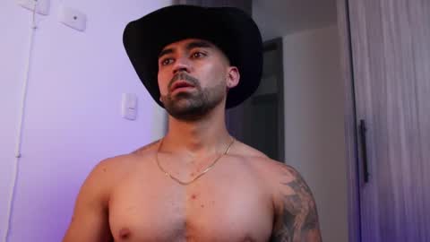 Snapshot of _mikestone chatting on 11/01/25, 06:54 soy mike online show from 11/01/25, 06:54