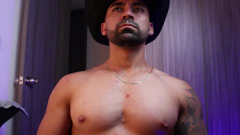 Snapshot of _mikestone chatting on 11/10/25, 03:27 soy mike online show from 11/10/25, 03:27