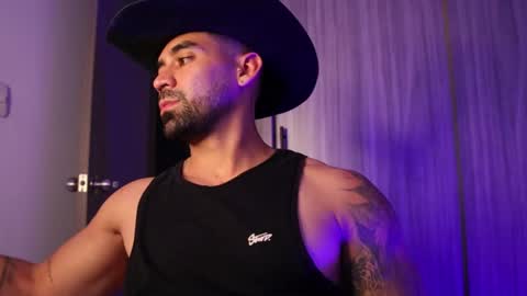 Snapshot of _mikestone chatting on 11/12/25, 01:28 soy mike online show from 11/12/25, 01:28