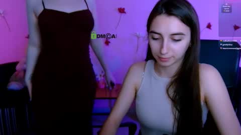 Snapshot of _mila_fire chatting on 05/11/26, 02:45 your Mila online show from 05/11/26, 02:45