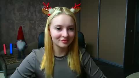 Snapshot of _mila_la_ chatting on 01/10/26, 12:29 Melanie online show from 01/10/26, 12:29