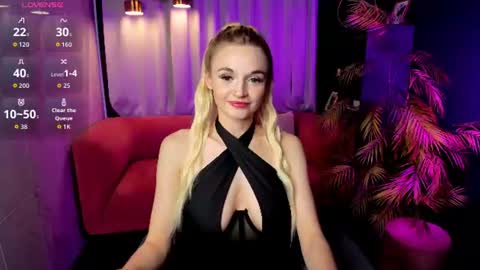 Mila online show from 06/13/26, 01:53