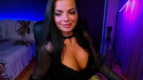 Milani online show from 07/28/26, 08:52