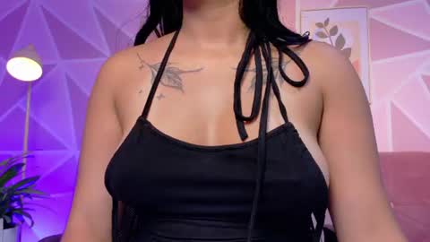 Call me Miley  online show from 07/18/26, 09:02