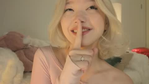 Snapshot of _milli_sun chatting on 02/26/26, 05:17 Kim online show from 02/26/26, 05:17