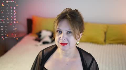 _million_dollarsmile online show from 12/03/25, 08:40