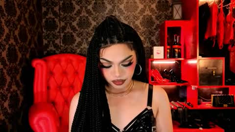 Snapshot of _ministryofsin_ chatting on 01/09/26, 05:37 Raven Strauss online show from 01/09/26, 05:37