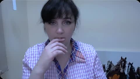 Snapshot of _miranda_sun chatting on 12/24/24, 04:08 Miranda online show from 12/24/24, 04:08