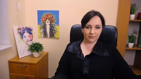 Snapshot of _miranda_sun chatting on 02/10/25, 10:31 Miranda online show from 02/10/25, 10:31